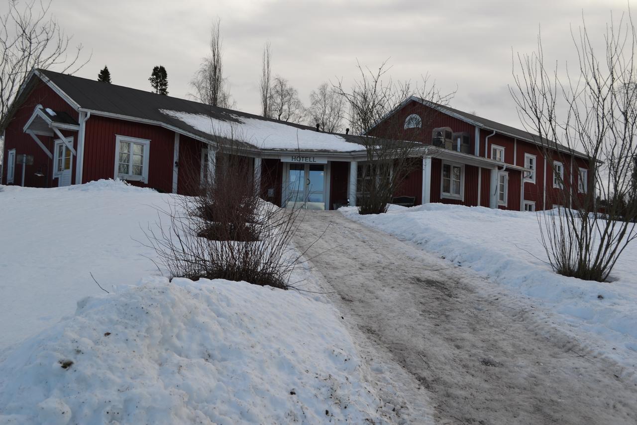 Juthbacka Hotell Uusikaarlepyy Extérieur photo