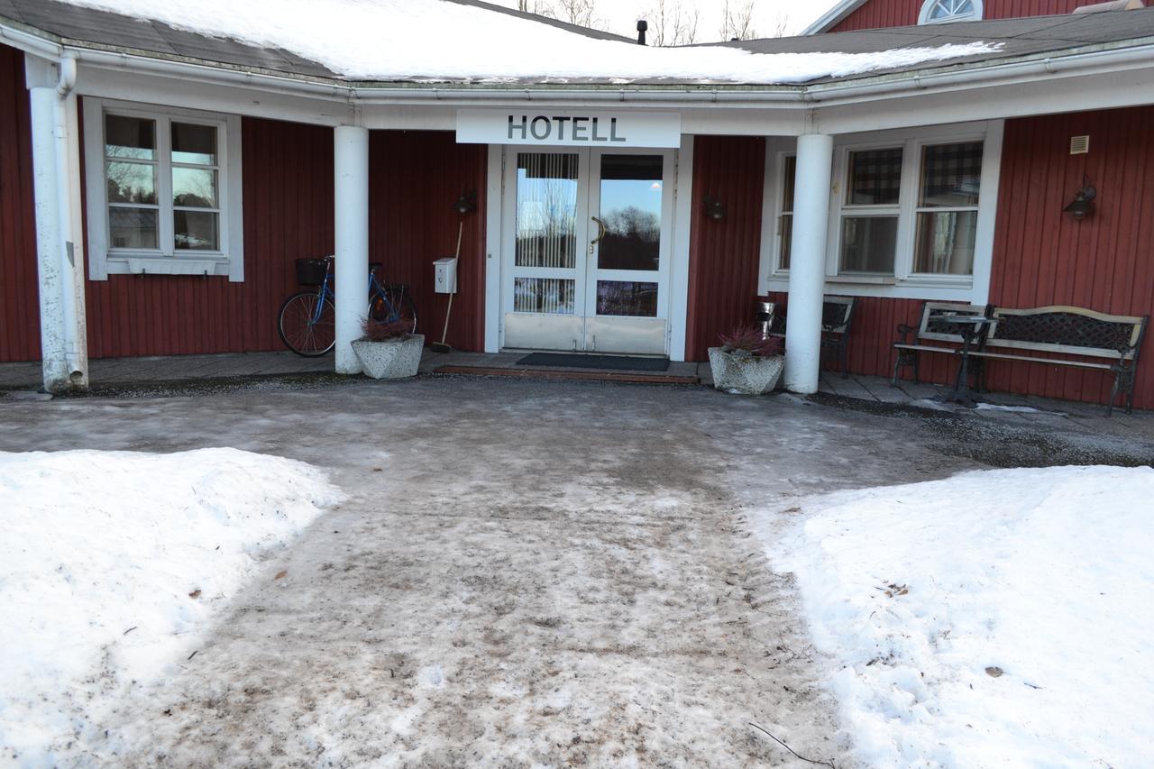 Juthbacka Hotell Uusikaarlepyy Extérieur photo