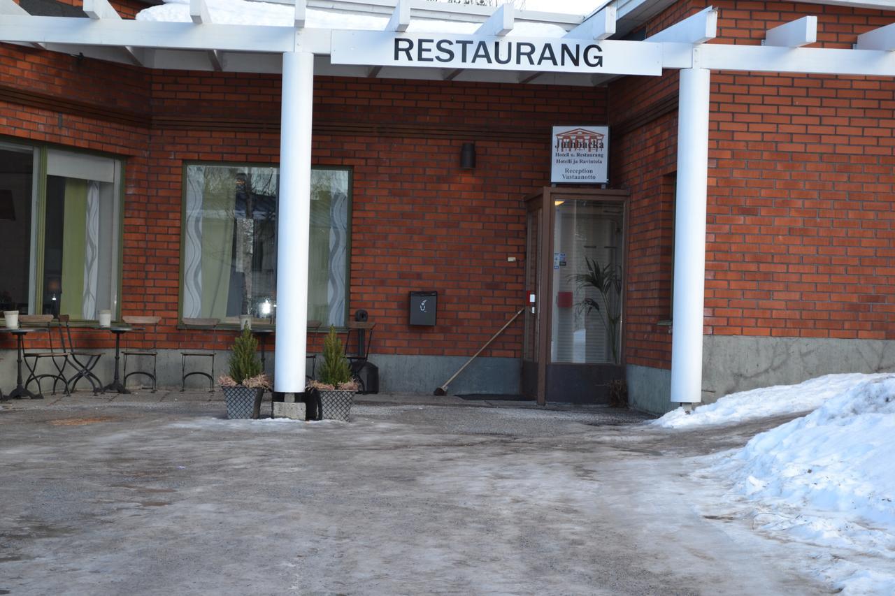 Juthbacka Hotell Uusikaarlepyy Extérieur photo
